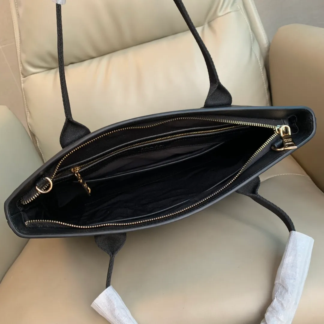 All Categories 💚 Top Version Men’s Bags 💚 PRADA 2024 New Prada Briefcase