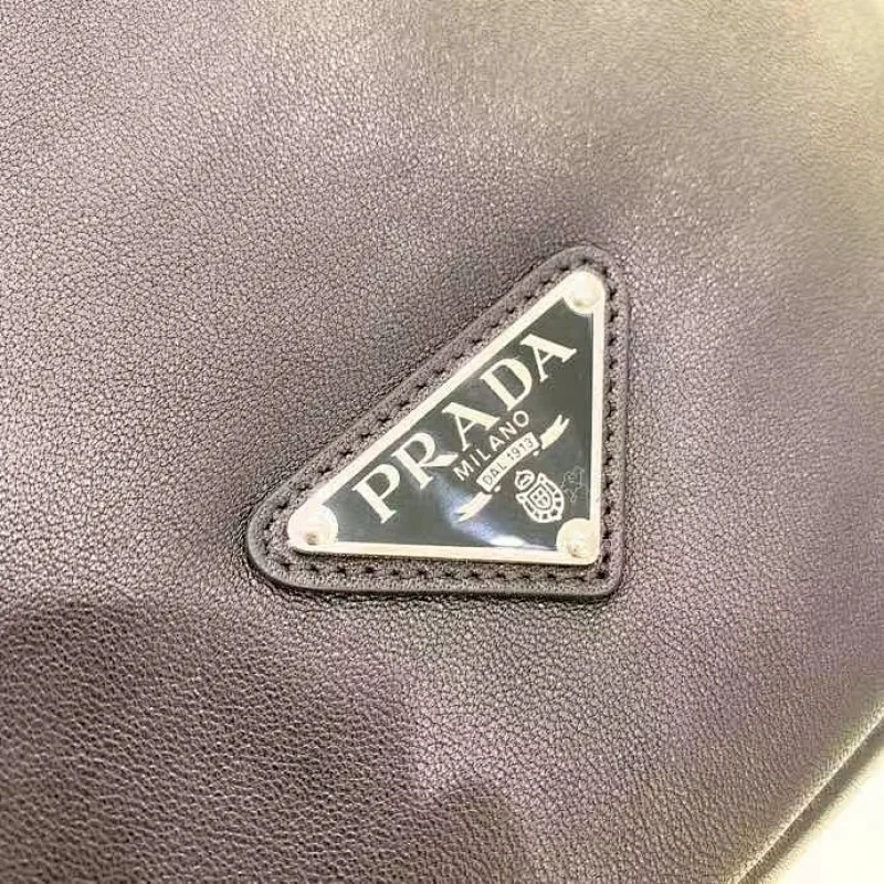 All Categories 💚 Top Version Men’s Bags 💚 PRADA 2023 Official Latest Version PRADA Belt Bag