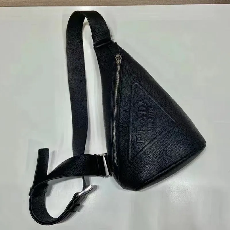 All Categories 💚 Top Version Men’s Bags 💚 PRADA 2023 Official Latest Version PRADA Chest Bag