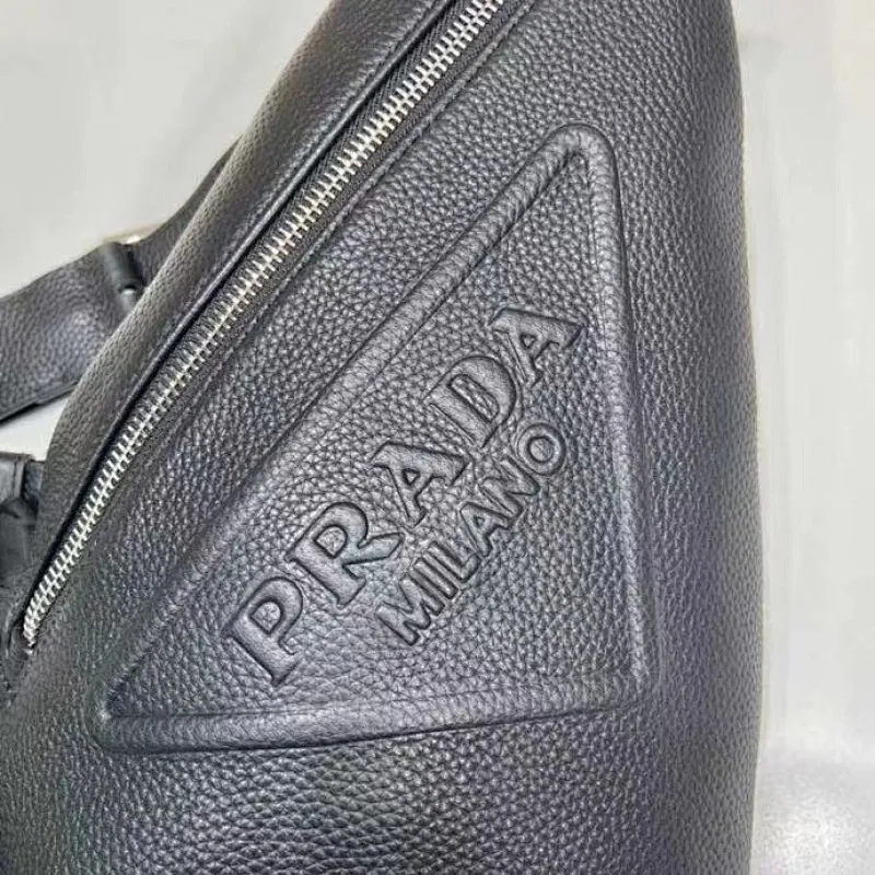 All Categories 💚 Top Version Men’s Bags 💚 PRADA 2023 Official Latest Version PRADA Chest Bag