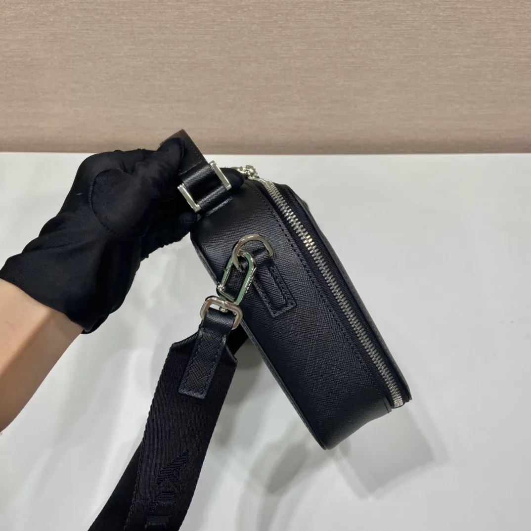 All Categories 💚 Top Version Men’s Bags 💚 PRADA 2026 New Prada Crossbody Bag