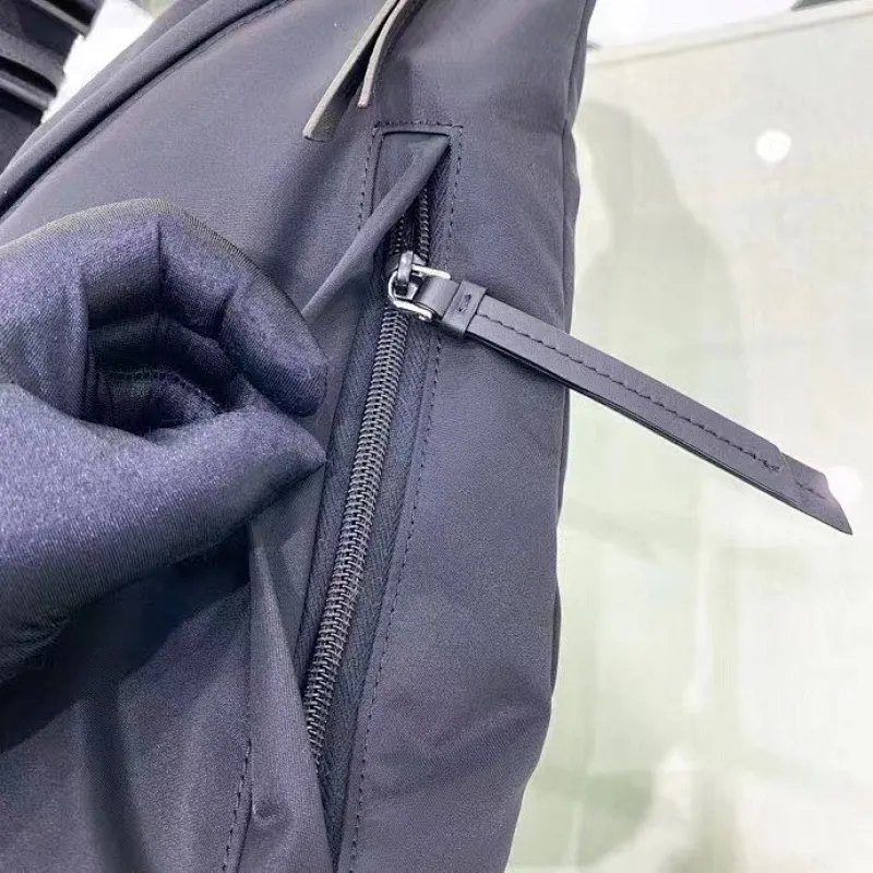 All Categories 💚 Top Version Men’s Bags 💚 PRADA 2023 Official Latest Version PRADA Chest Bag
