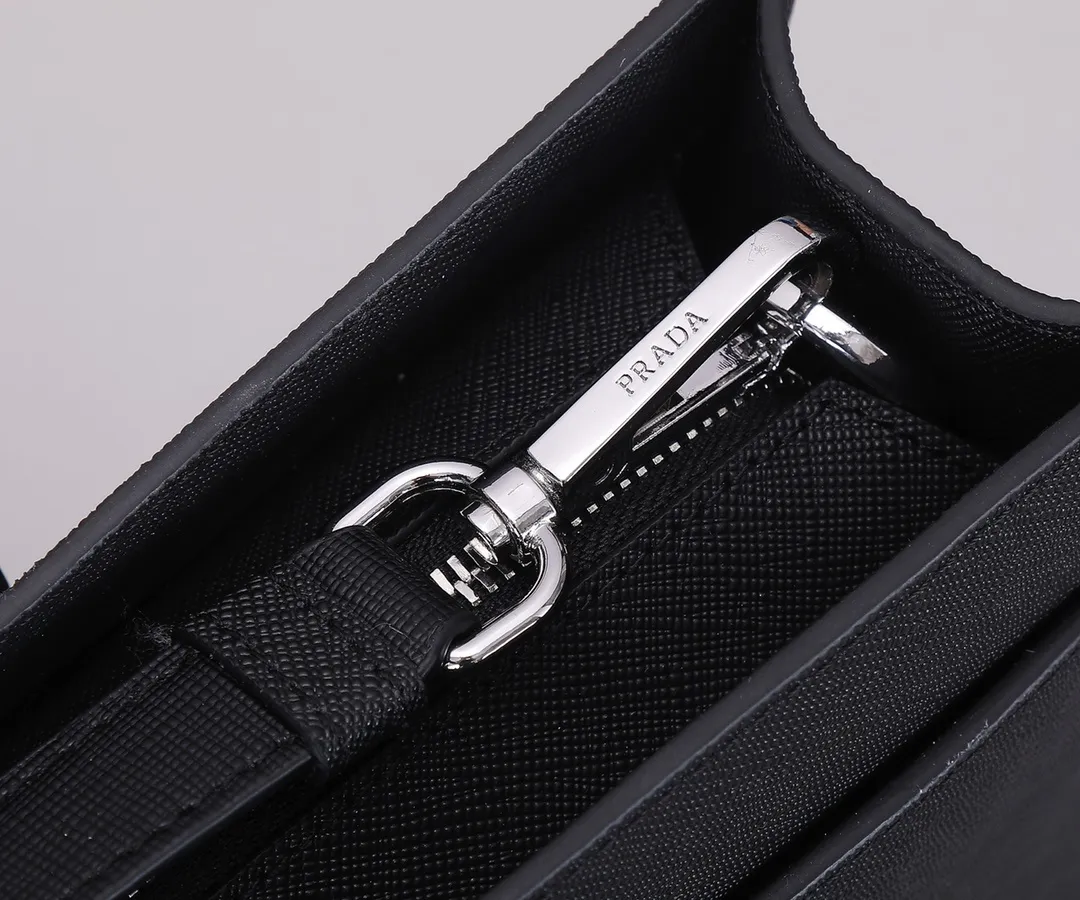 All categories 💚 Top version men’s bag 💚 PRADA 2023 official latest version PRADA briefcase