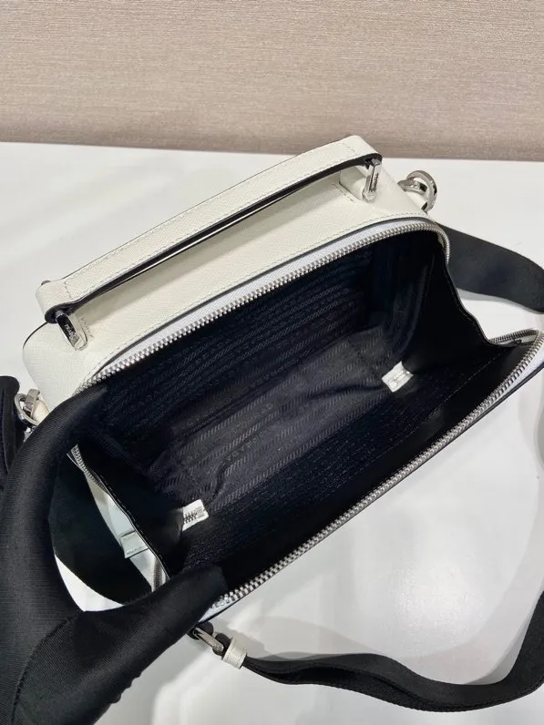 All Categories 💚 Top Version Men’s Bags 💚 PRADA 2026 New Prada Crossbody Bag