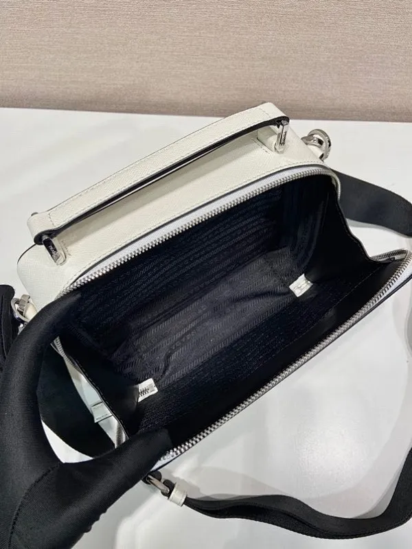 All Categories 💚 Top Version Men’s Bags 💚 PRADA 2026 New Prada Crossbody Bag