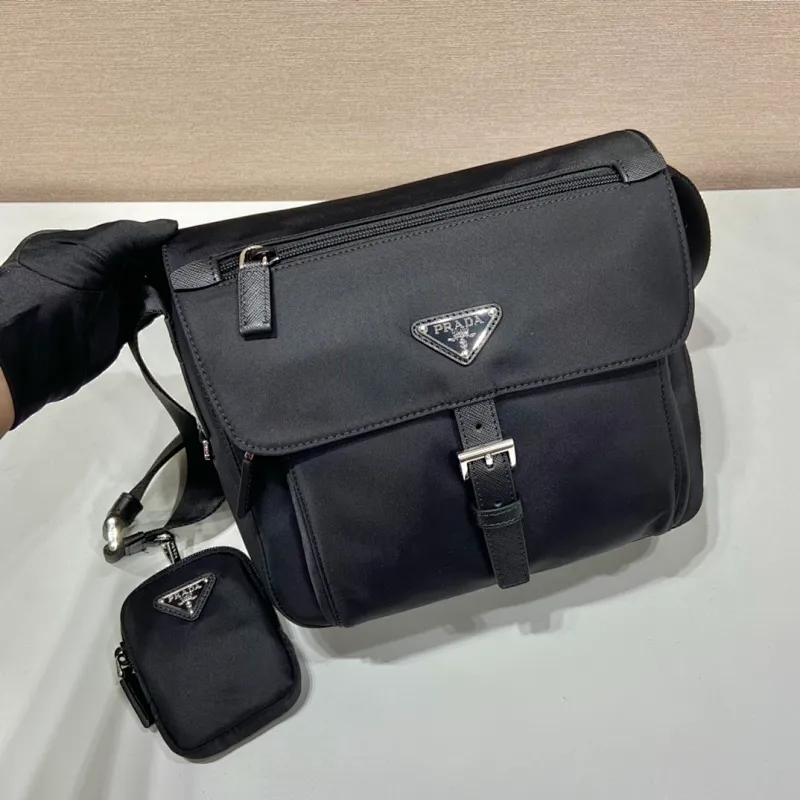 All Categories 💚 Top Version Men’s Bags 💚 PRADA 2024 New Prada Crossbody Bag