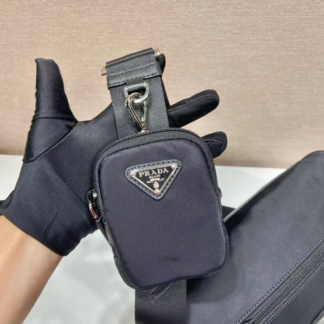 All Categories 💚 Top Version Men’s Bags 💚 PRADA 2024 New Prada Crossbody Bag