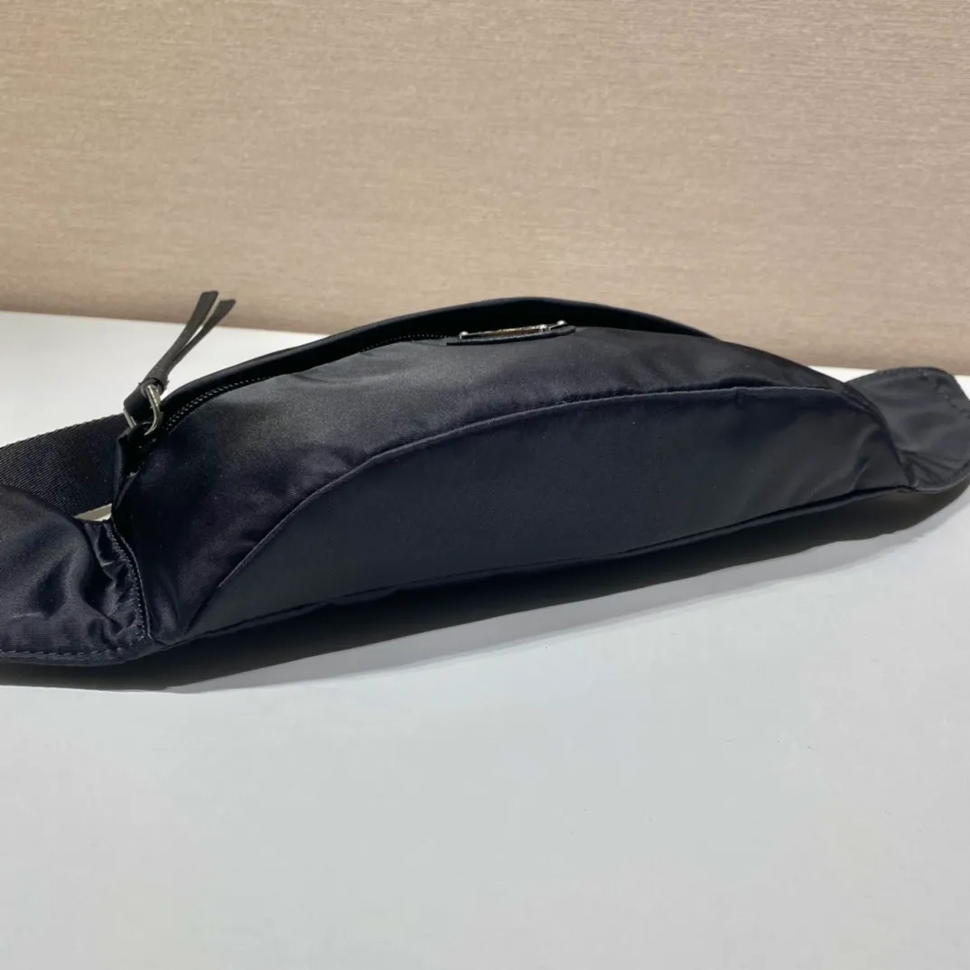 All Categories 💚 Top Version Men’s Bags 💚 PRADA 2023 Official Latest Version PRADA Belt Bag