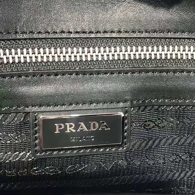 All Categories 💚 Top Version Men’s Bags 💚 PRADA 2026 Official Latest Version Prada Briefcase