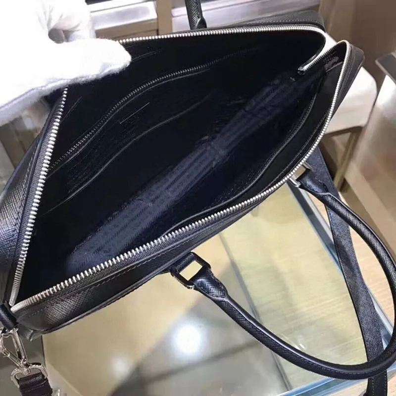 All Categories 💚 Top Version Men’s Bags 💚 PRADA 2026 Official Latest Version Prada Briefcase