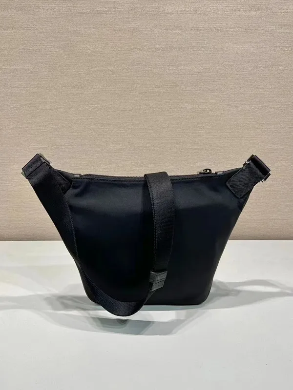All Categories 💚 Top Version Men’s Bags 💚 PRADA 2026 New Prada Crossbody Bag