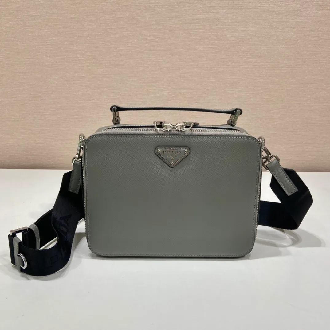 All Categories 💚 Top Version Men’s Bags 💚 PRADA 2026 New Prada Crossbody Bag