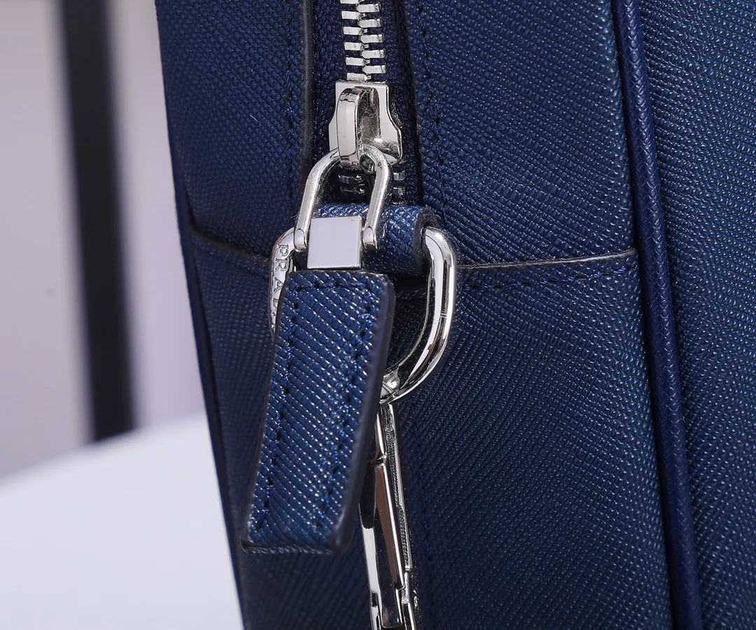 All categories 💚 Top version men’s bag 💚 PRADA 2023 official latest version PRADA briefcase
