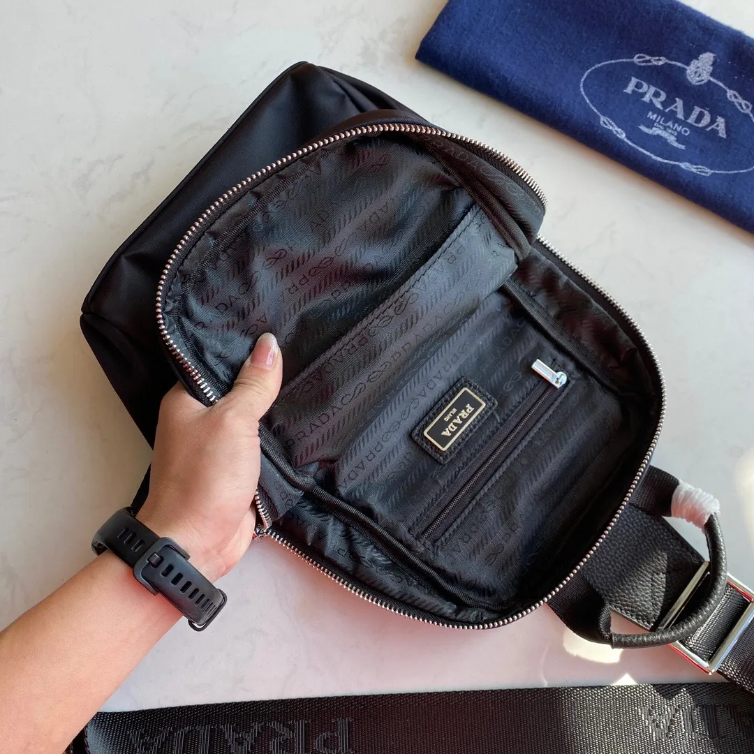 All Categories 💚 Top Version Men’s Bags 💚 PRADA 2024 New Prada Chest Bag