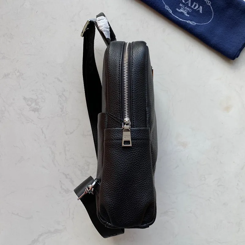 All Categories 💚 Top Version Men’s Bags 💚 PRADA 2024 New Prada Chest Bag