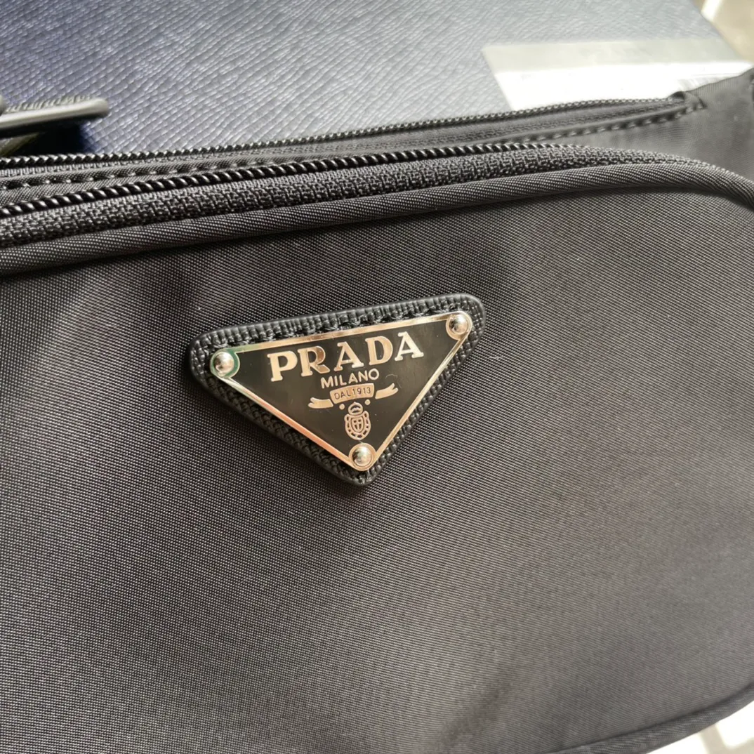 All Categories 💚 Top Version Men’s Bags 💚 PRADA 2023 Official Latest Version PRADA Belt Bag