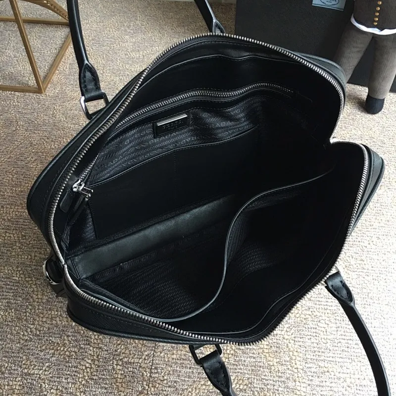 All Categories 💚 Top Version Men’s Bags 💚 PRADA 2026 Official Latest Version Prada Briefcase