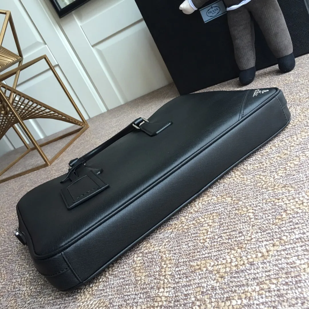 All Categories 💚 Top Version Men’s Bags 💚 PRADA 2026 Official Latest Version Prada Briefcase