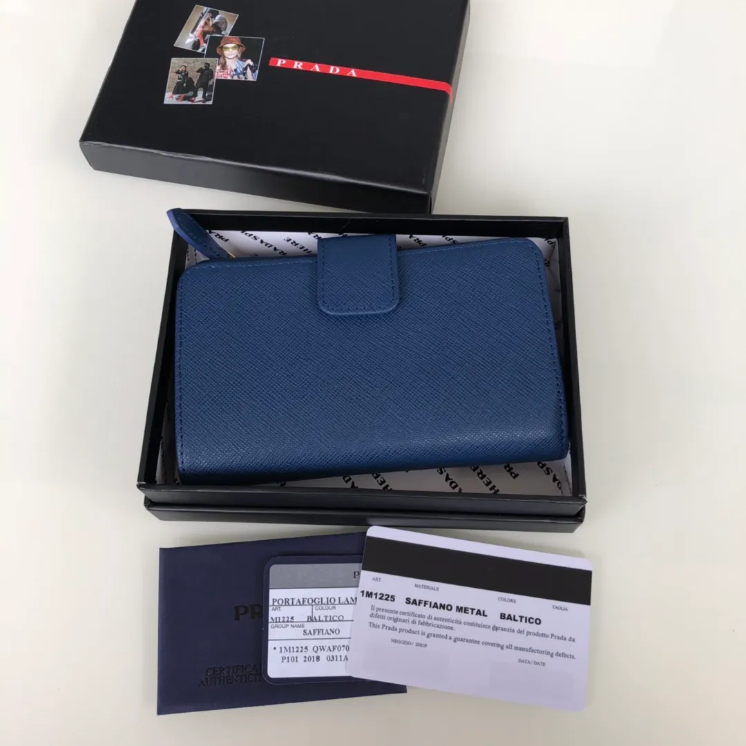 💰520, P Home ➡️Women's cross-pattern short clip, single quality, model 1M1225, ten card slots, two ID pockets, a zippered zero 💰 pocket sandwich, size 14x9.5cm