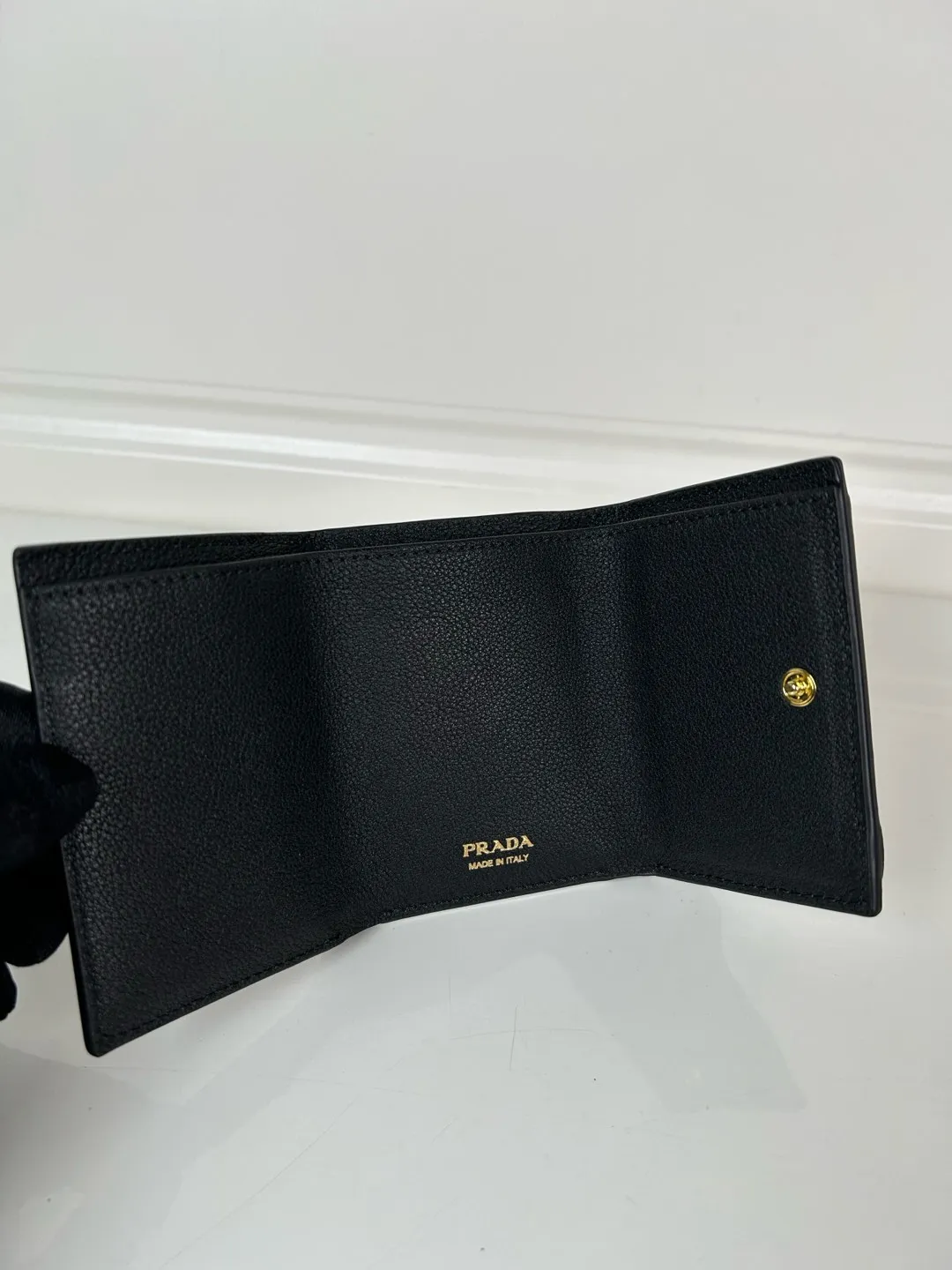 💰520, P Home➡️Women's mini tri-fold wallet, model 1MH021, fine-grained deerskin, length 10cm, height 7.5, a receipt compartment, three card slots inside, and an external coin pocket, the actual shooting quality is as shown in the picture