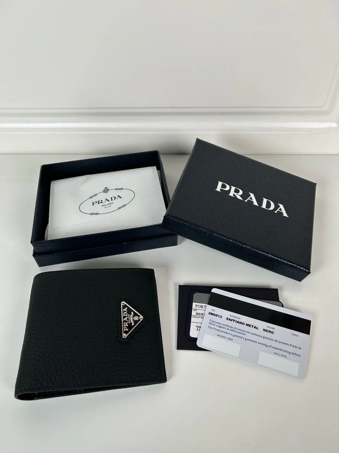 💰400, P Home➡️Men's deerskin triangle silver mark short clip, black, model 2M0513, eight card slots, size 11×9.5cm, 175 steel stamp, meticulous and neat workmanship as shown in the picture