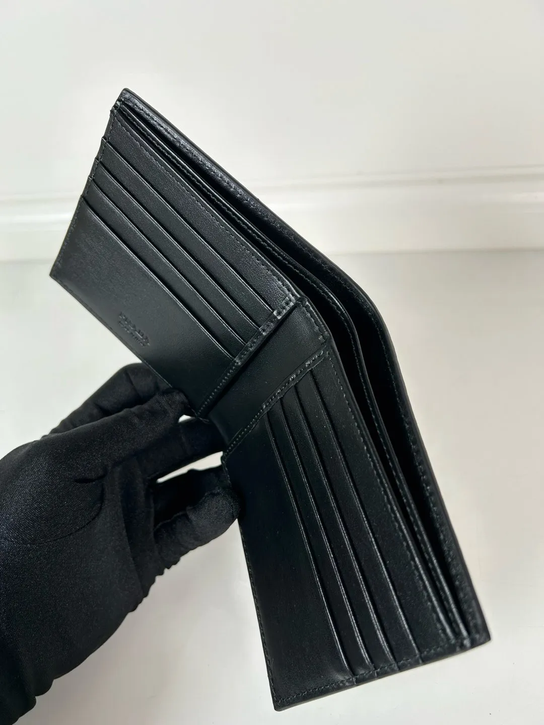 💰400, P Home➡️Men's deerskin triangle silver mark short clip, black, model 2M0513, eight card slots, size 11×9.5cm, 175 steel stamp, meticulous and neat workmanship as shown in the picture