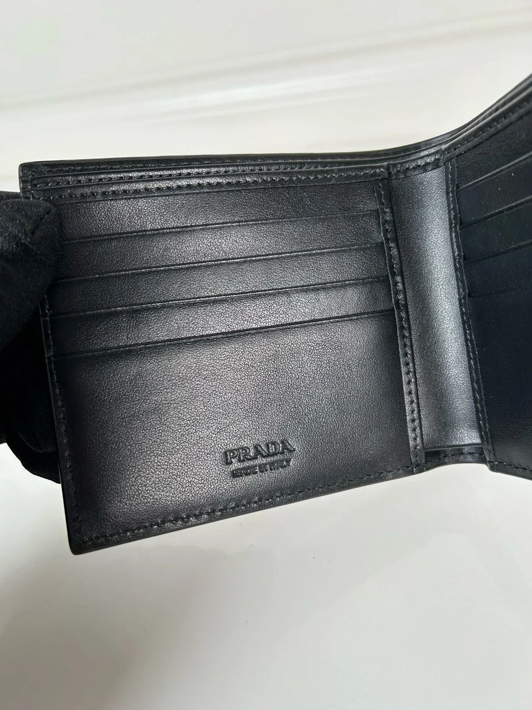 💰400, P Home➡️Men's deerskin triangle silver mark short clip, black, model 2M0513, eight card slots, size 11×9.5cm, 175 steel stamp, meticulous and neat workmanship as shown in the picture
