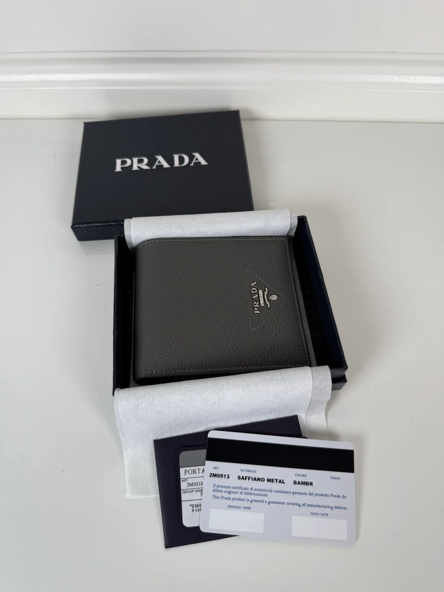 💰400, P Home➡️Men's deerskin short clip, gray, model 2M0513, eight card slots, size 11×9.5cm, 175 steel stamp, meticulous workmanship as shown in the picture