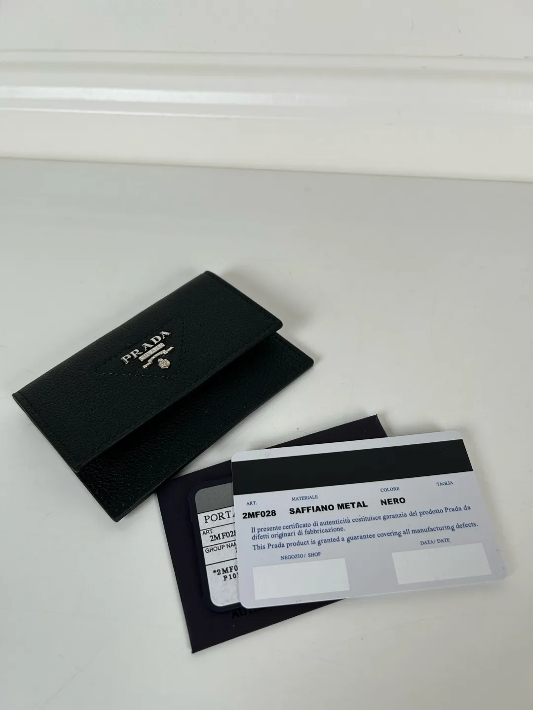 💰320, P Home ➡️ Unisex small card holder, black, model: 1MF028, original quality, imported deerskin texture, 2 card slots, can hold multiple cards, size 10×7cm, actual shot, what you see is what you get