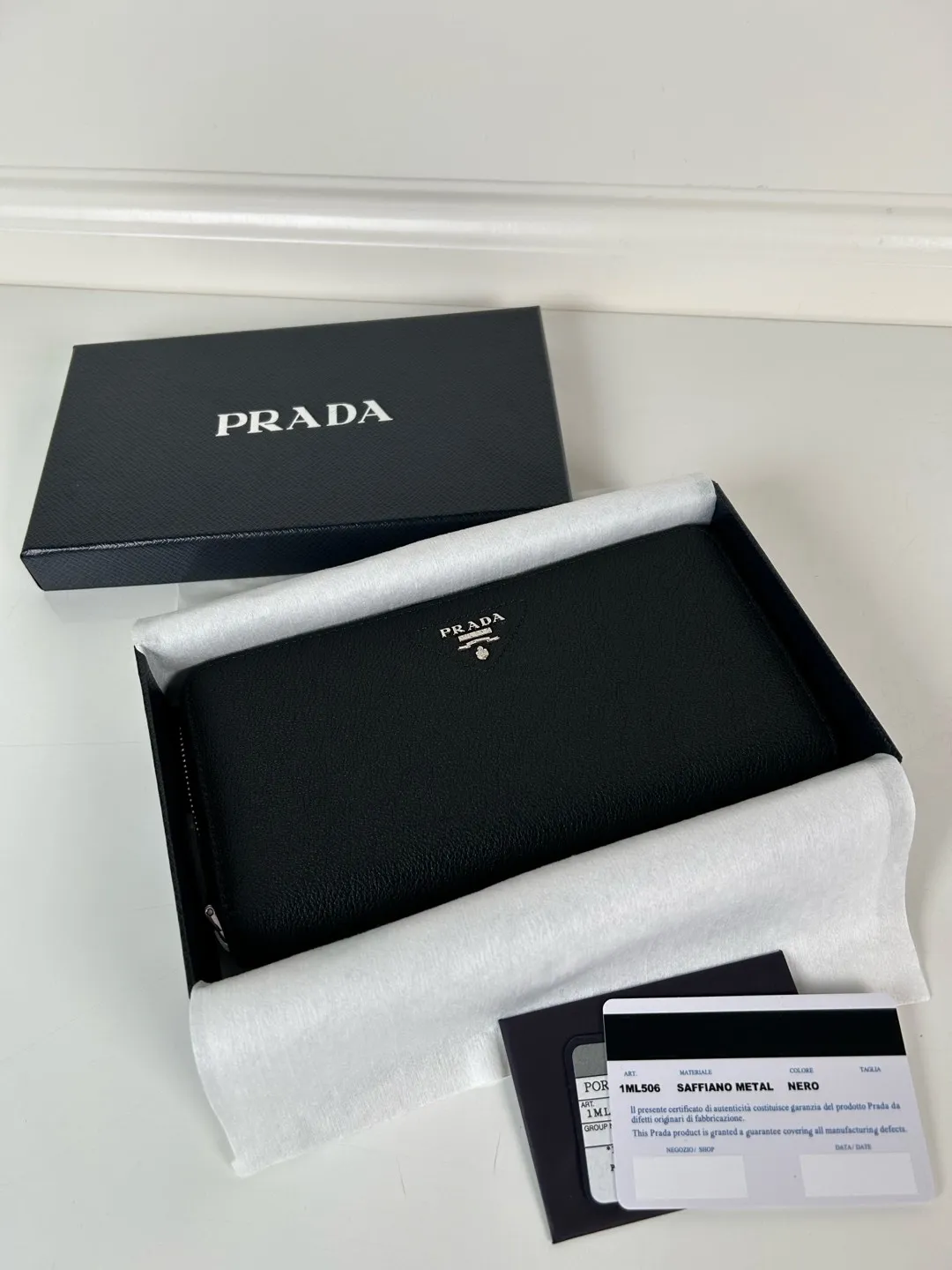 💰600, P Home➡️Deer grain leather single zipper wallet, model 1ML506, unisex model, imported fine deer grain leather➕original hardware production, 175 OEM, 20x10.3cm
