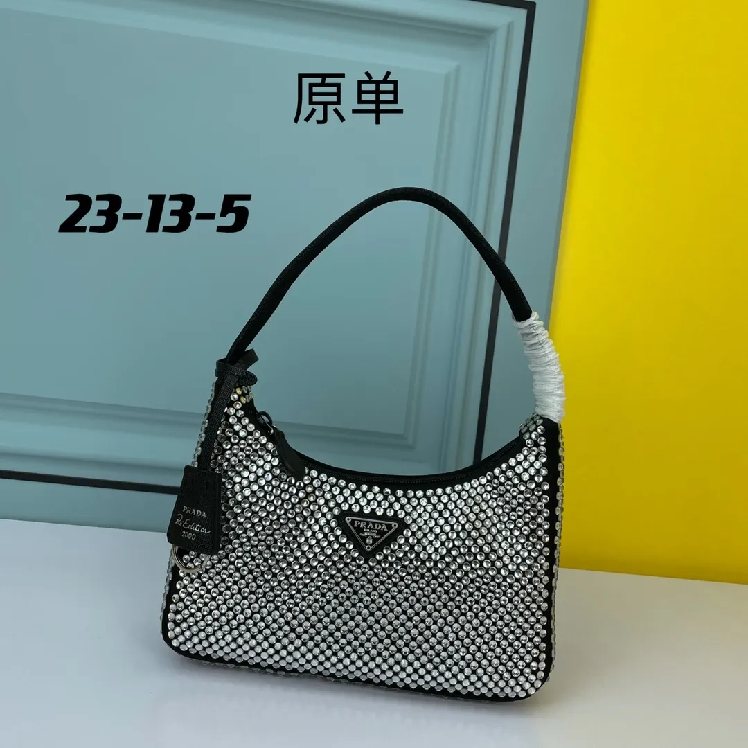 All categories Official website "Brand Women's Bags" Women's Bags 💙 PRADA 2022 Official New Prada Underarm Bag Wholesale 58003200 High Quality Size: 23-13-5CM