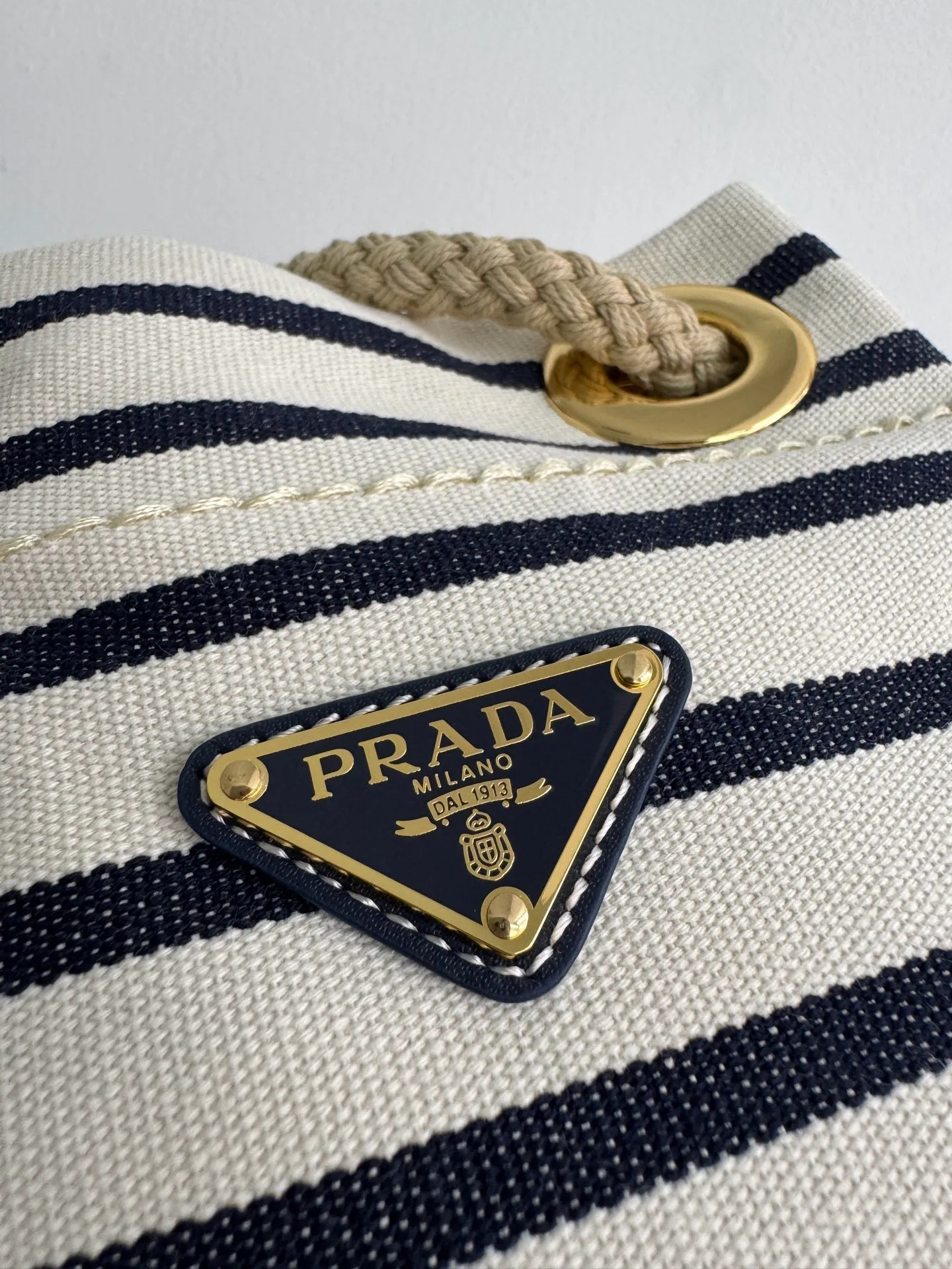 All Categories Official Website "Brand Women's Bags" Women's Bags 💙 PRADA 2025 New Prada Bucket Bag