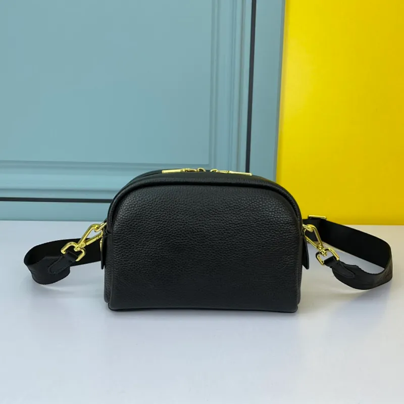 All categories Official website "Brand Women's Bags" Women's Bags 💙 PRADA 2022 official new Prada crossbody bag wholesale 58002500 Original order quality Size: 21-14-8CM