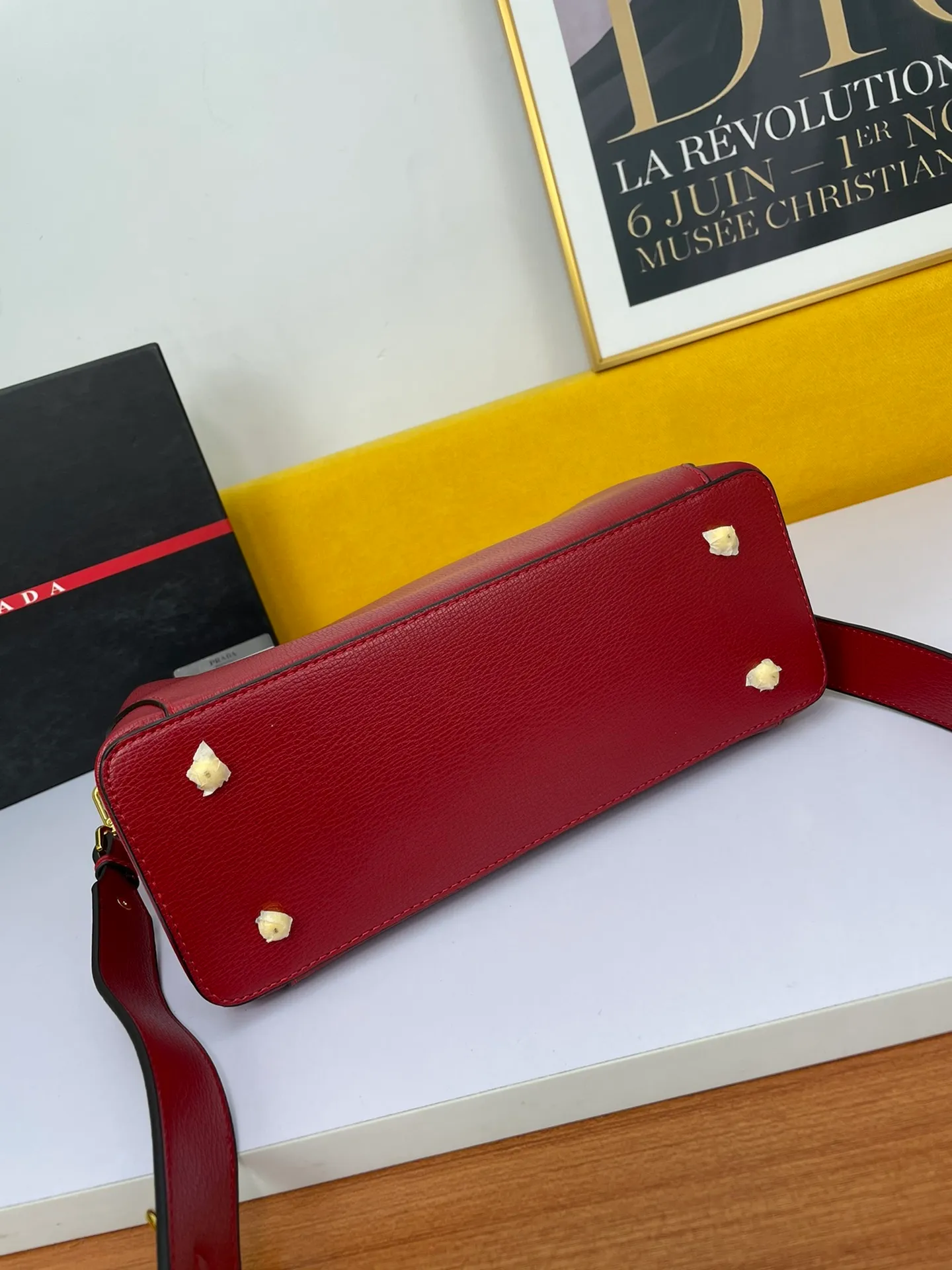 All categories Official website "Brand Women's Bags" Women's Bags 💙 PRADA 2022 Official New Prada Imported Palm Print Cowhide Fabric Handbag Wholesale 58002500 High Quality Size: 30-22-12CM
