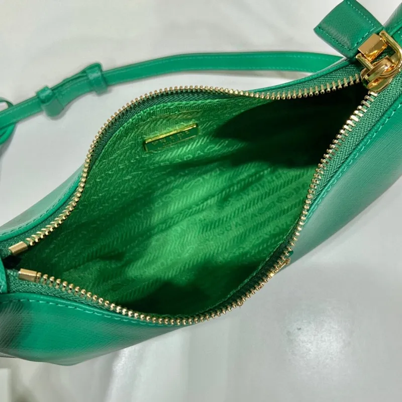 All Categories Official Website "Brand Women's Bags" Women's Bags 💙 PRADA 2022 Official New Prada Underarm Bag Wholesale 58003900 Original Order Quality Size: 23-17-6.5CM