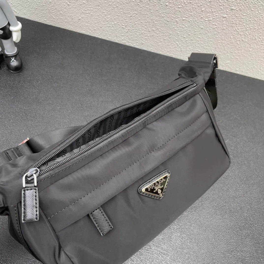All categories Official website "Brand Women's Bags" Women's Bags 💙 PRADA replica PRADA, fine imitation PRADA bags, PRADA shoulder bags, 2023 official latest version PRADA crossbody bag, bag factory, original material, size: 30-20-15CM