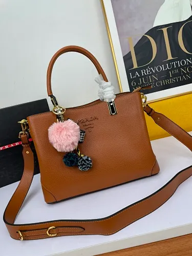 All categories Official website "Brand Women's Bags" Women's Bags 💙 PRADA 2022 Official New Prada Imported Palm Print Cowhide Fabric Handbag Wholesale 58002500 High Quality Size: 30-22-12CM
