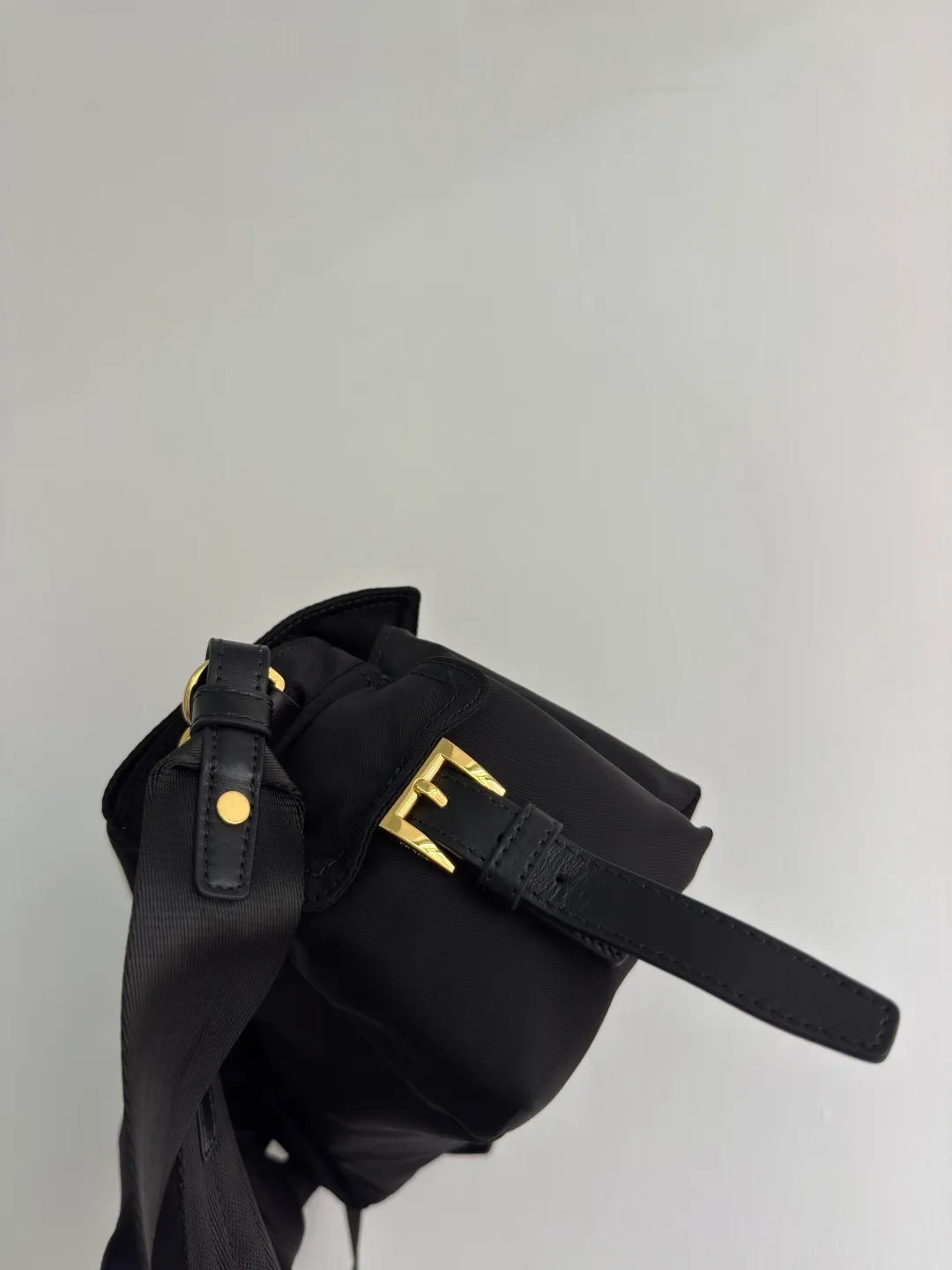 All Categories Official Website "Brand Women's Bags" Women's Bags 💙 PRADA 2025 New Prada Crossbody Bag