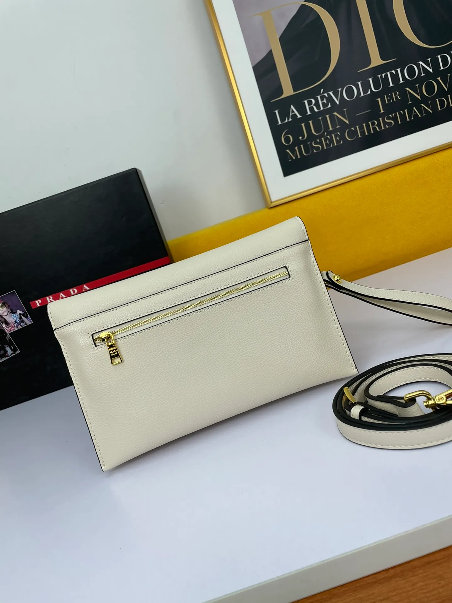 All categories Official website "Brand Women's Bags" Women's Bags 💙 PRADA 2022 official new Prada crossbody bag wholesale 58002380 Original order quality Size: 25-16-4CM