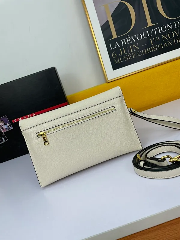 All categories Official website "Brand Women's Bags" Women's Bags 💙 PRADA 2022 official new Prada crossbody bag wholesale 58002380 Original order quality Size: 25-16-4CM