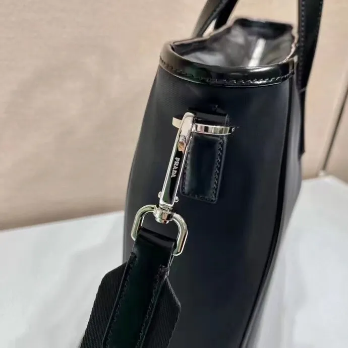 All categories Official website "Brand Women's Bags" Women's Bags 💙 PRADA 2022 Official New Prada Shopping Bag Wholesale 58002800 Original Order Quality Size: 36-34-10CM