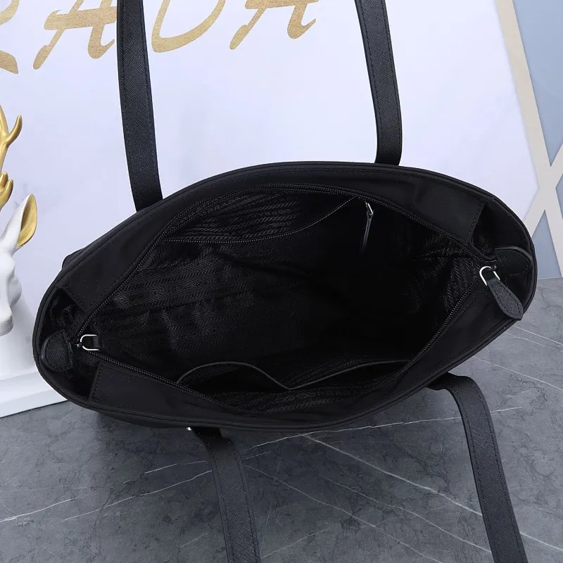 All categories Official website "Brand Women's Bags" Women's Bags 💙 PRADA 2022 official new Prada handbag wholesale 58002500 Original order quality Size: 34-15-30.5CM