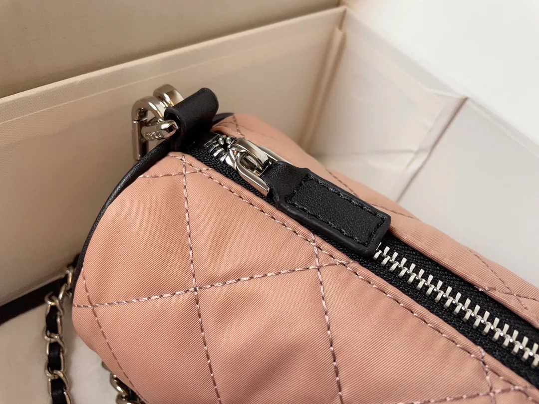 All Categories Official Website "Brand Women's Bags" Women's Bags 💙 PRADA 2024 Latest Prada Crossbody Bag