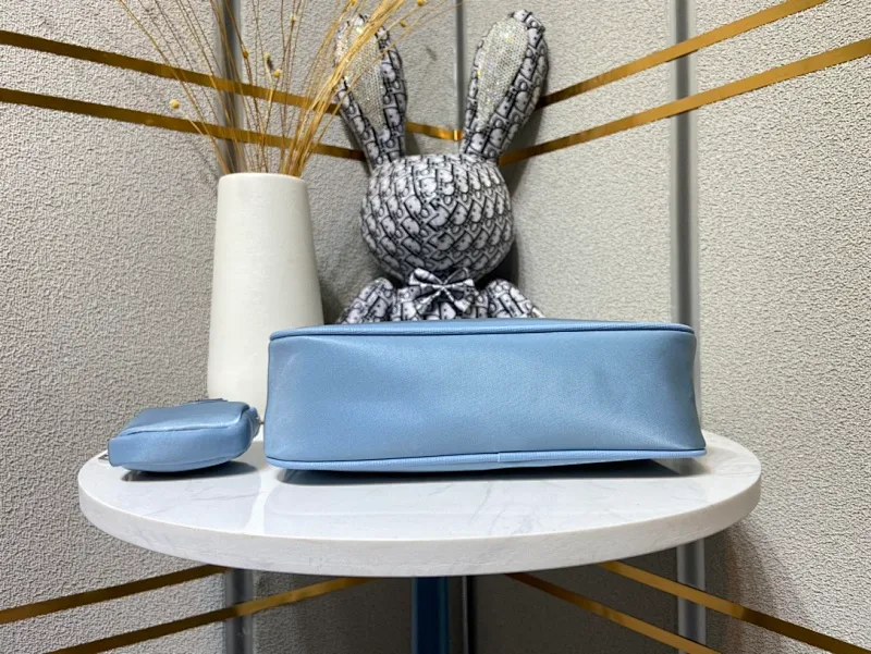 All Categories Official Website "Brand Women's Bags" Women's Bags 💙 PRADA 2023 New Prada Underarm Bag Wholesale