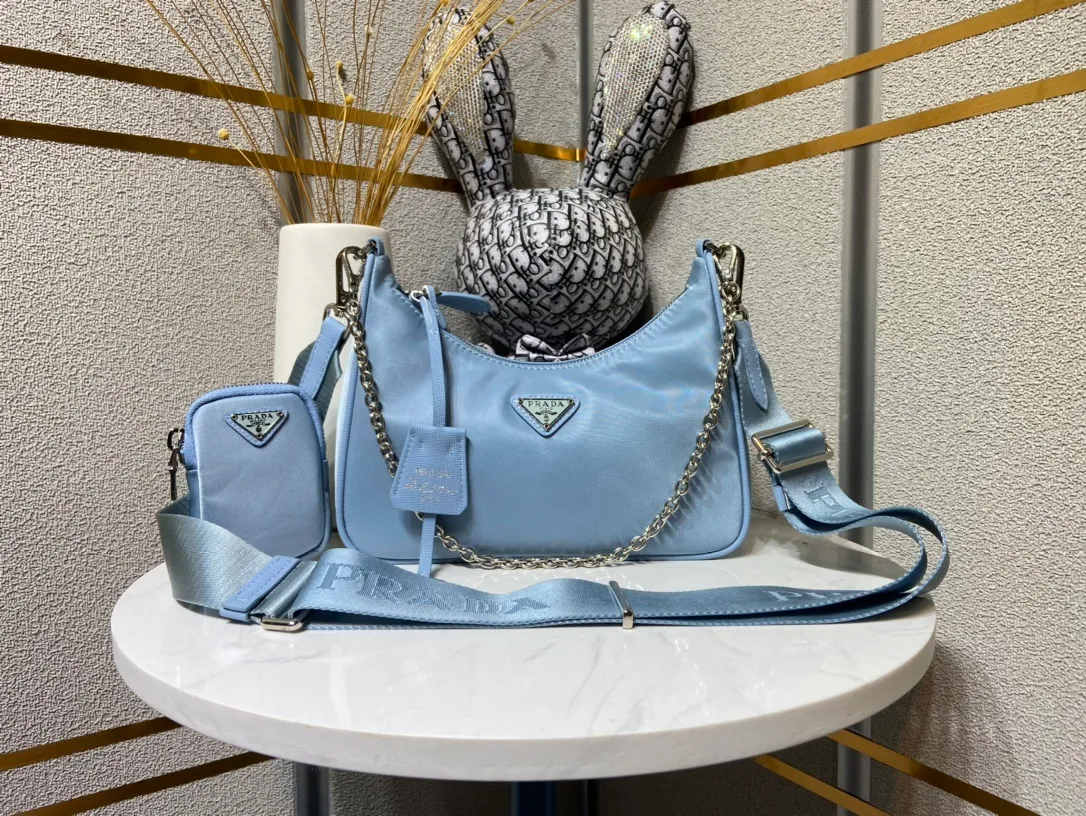 All Categories Official Website "Brand Women's Bags" Women's Bags 💙 PRADA 2023 New Prada Underarm Bag Wholesale