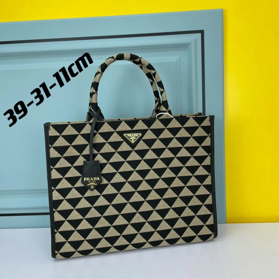 All categories Official website "Brand Women's Bags" Women's Bags 💙 PRADA 2022 official new Prada handbag wholesale 58003200 Original order quality Size: 39-31-11 CM