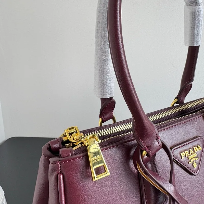 All Categories Official Website "Brand Women's Bags" Women's Bags 💙 PRADA 2025 New Prada Handbags