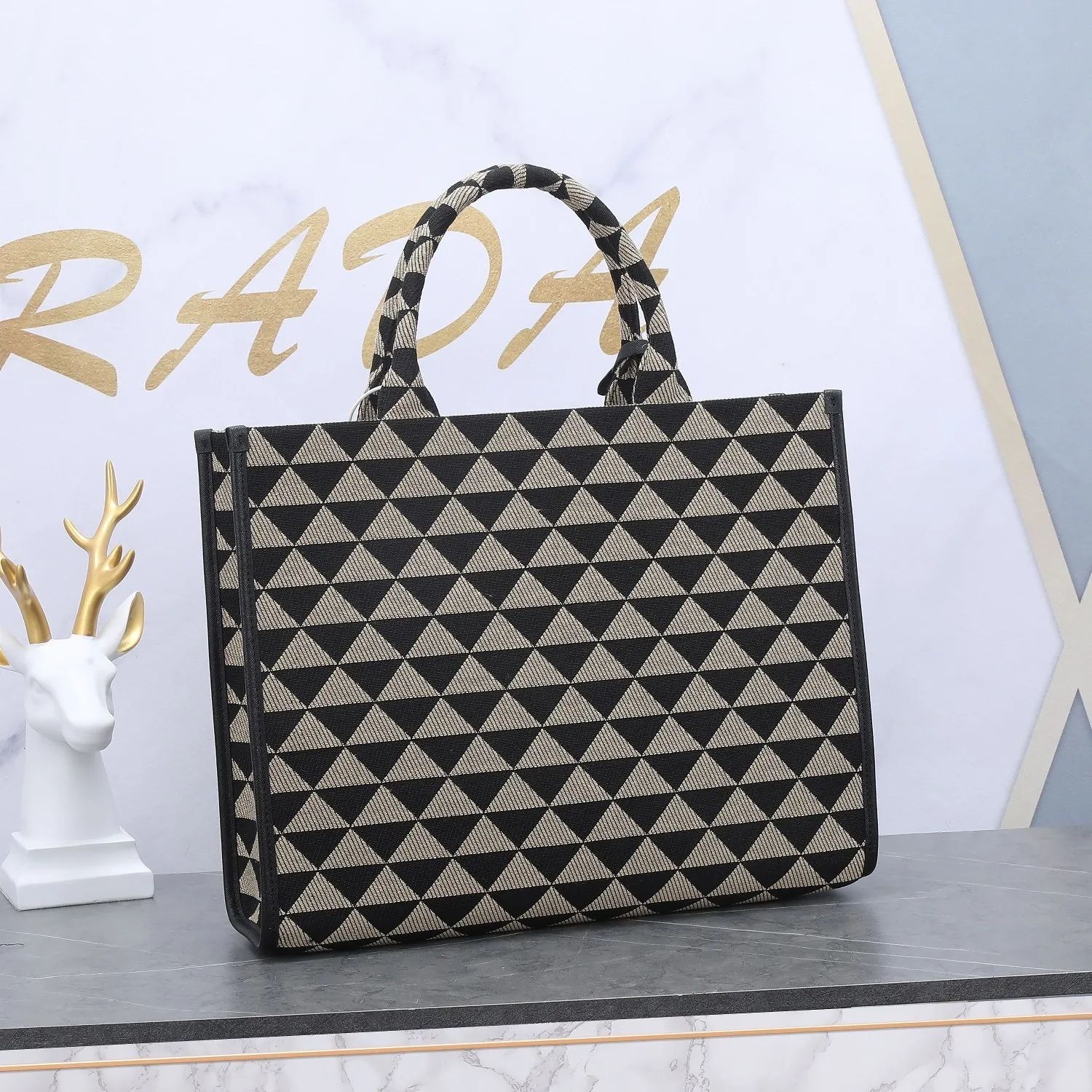 All categories Official website "Brand Women's Bags" Women's Bags 💙 PRADA 2022 official new Prada handbag wholesale 58003200 Original order quality Size: 39-31-11 CM