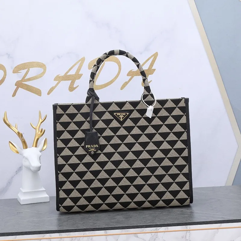 All categories Official website "Brand Women's Bags" Women's Bags 💙 PRADA 2022 official new Prada handbag wholesale 58003200 Original order quality Size: 39-31-11 CM