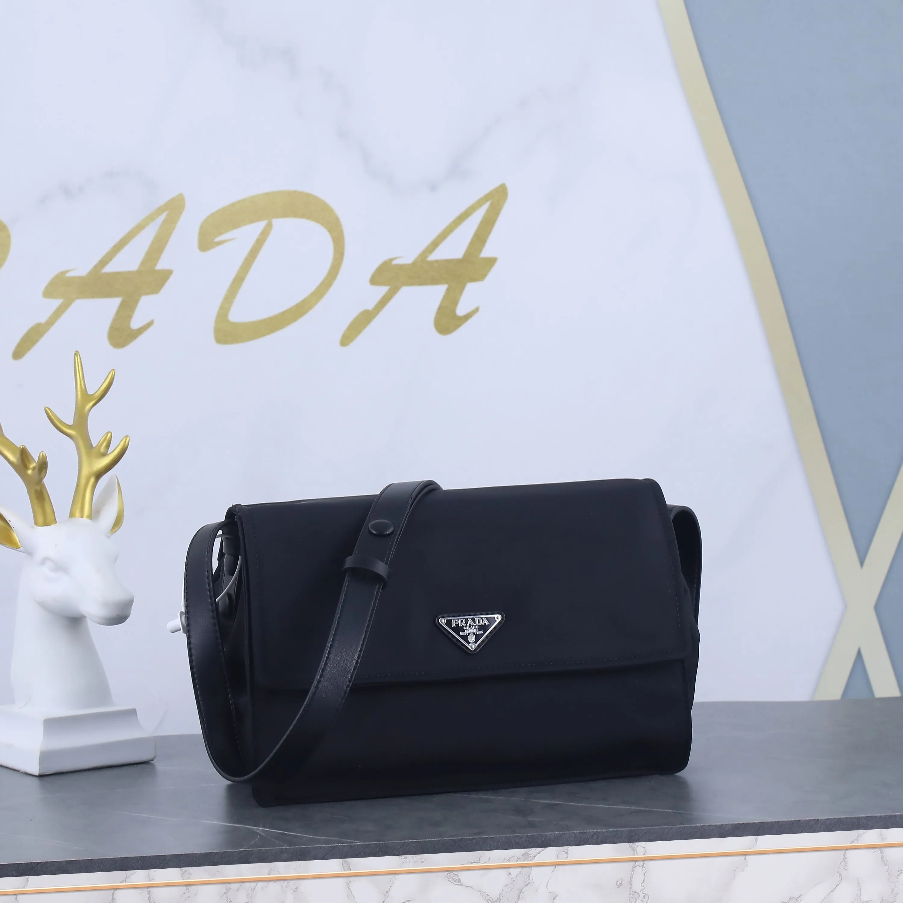 All categories Official website "Brand Women's Bags" Women's Bags 💙 PRADA 2022 official new Prada crossbody bag wholesale 58003200 Original order quality Size: 30-21.5-12CM